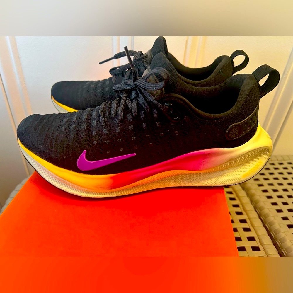 EUC Nike React Infinity Run Flyknit 4
Women’s running sneakers size 8 black shoe